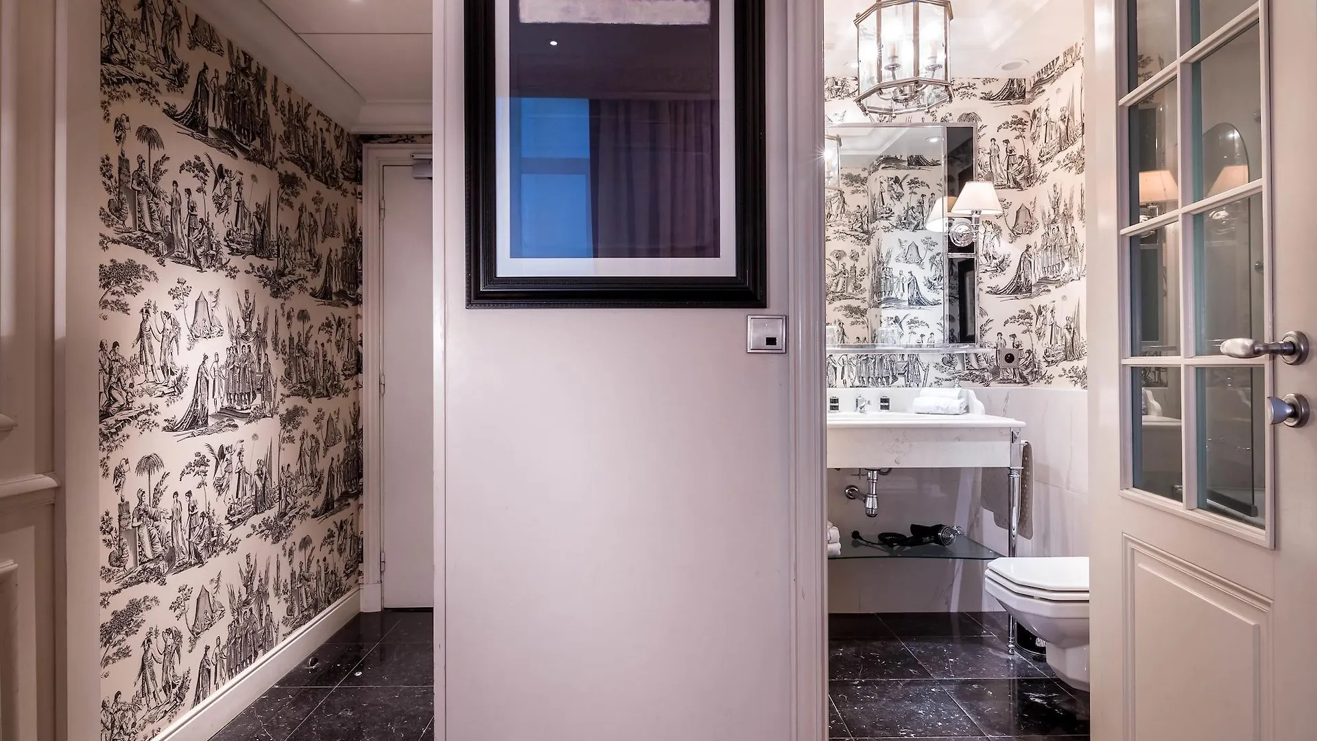 فندق Grand De L'univers Saint-germain 3*