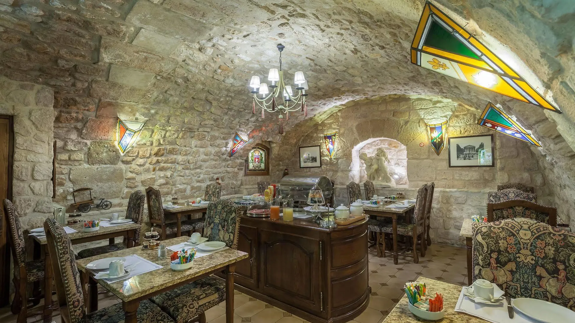 فندق Grand De L'univers Saint-germain باريس