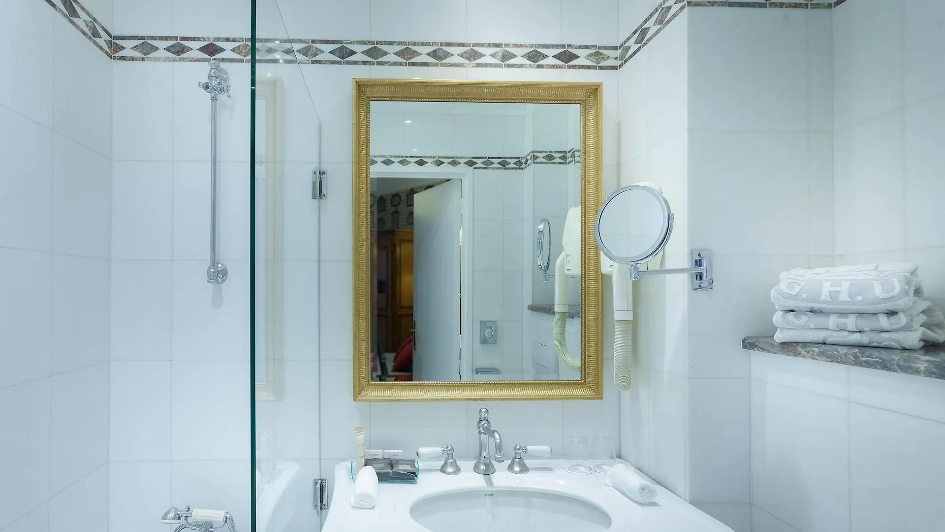 Grand De L'univers Saint-germain Hotell Paris