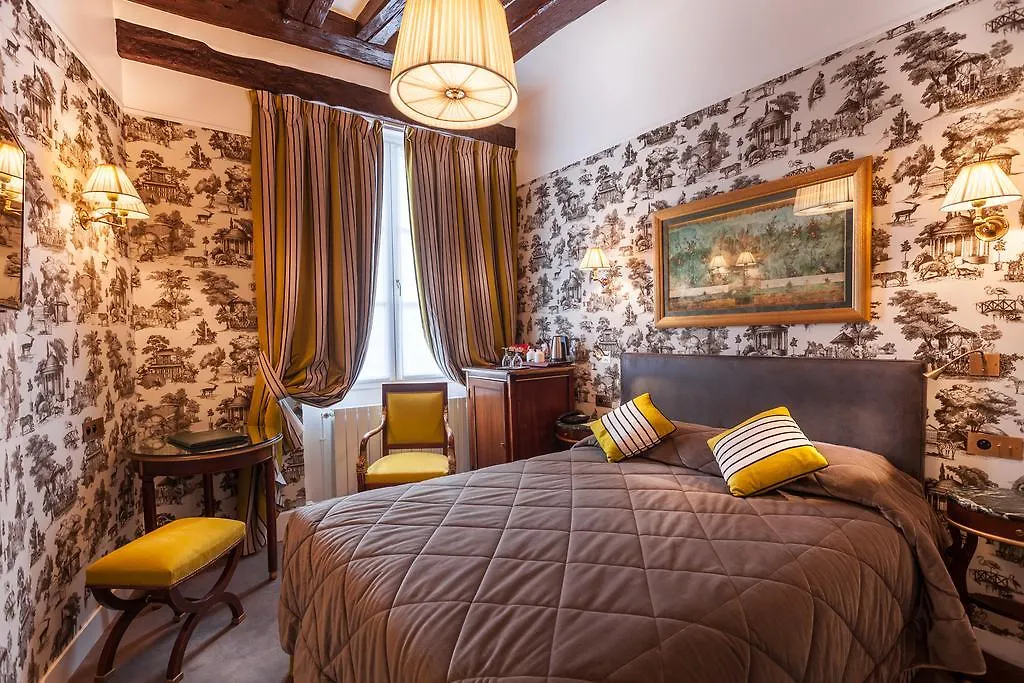 Hotell Grand De L'univers Saint-germain 3*