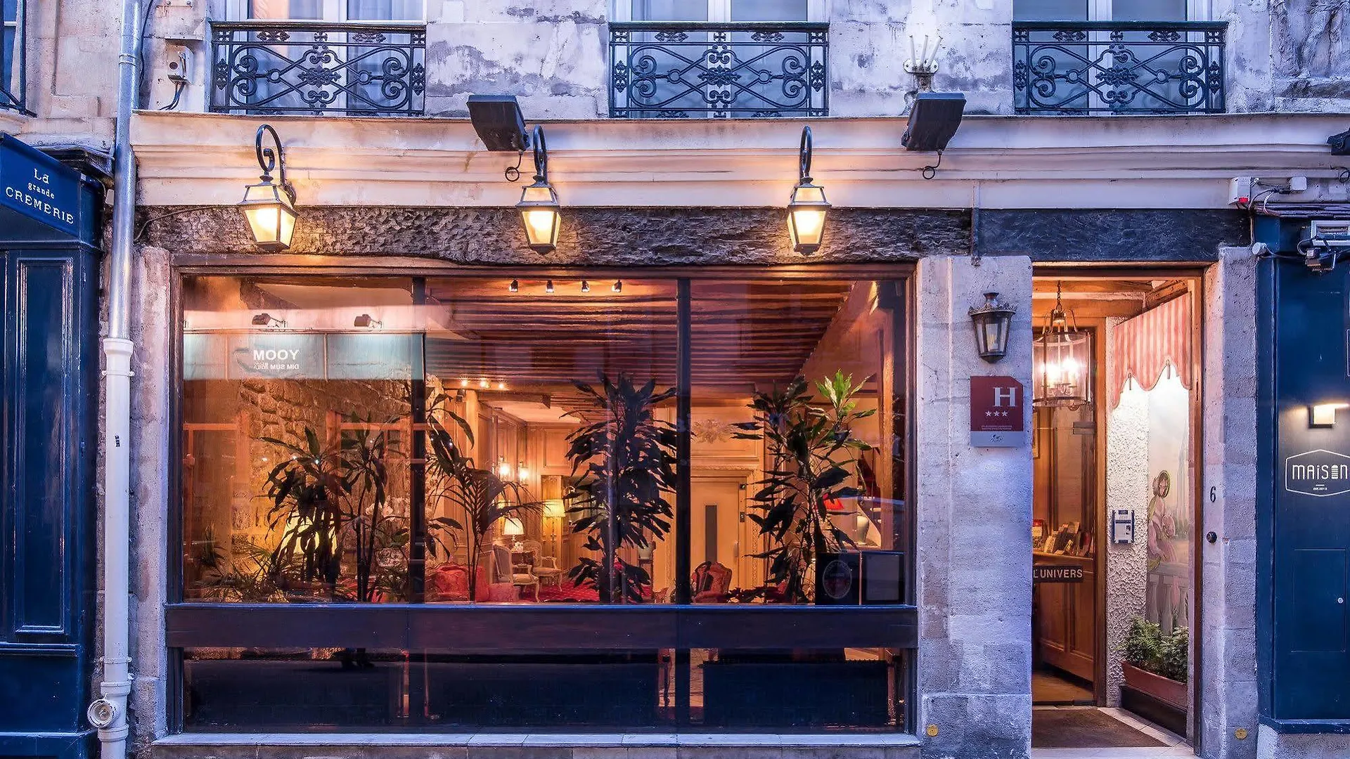 Hotel Grand De L'univers Saint-germain